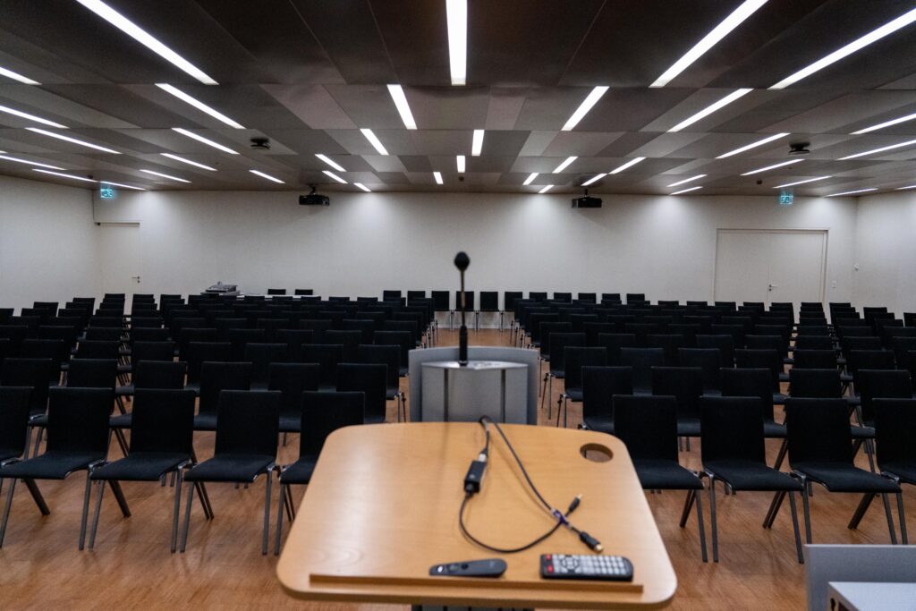 Salle K - Espaces de conférence de Palexpo