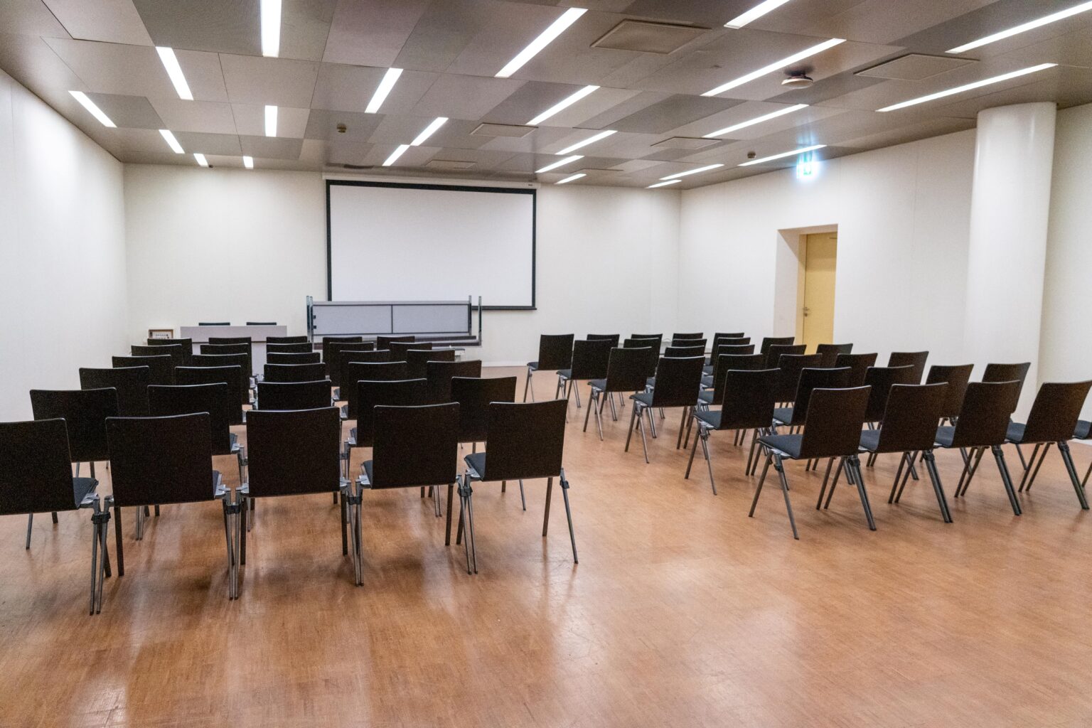 Salle L - Espaces de conférence de Palexpo