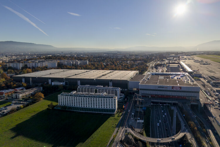 Palexpo - vue extérieure © Theus Productions